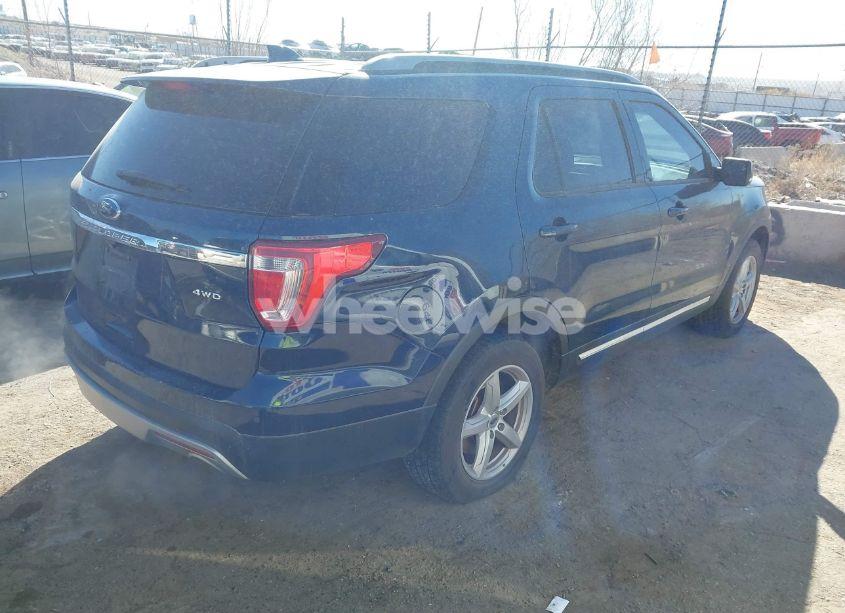 Photo 4 of 2017 Ford Explorer XLT (VIN 1FM5K8D82HGD44541)