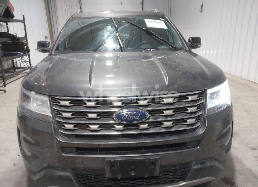 Photo 13 of 2017 Ford Explorer XLT (VIN 1FM5K8D82HGD99443)