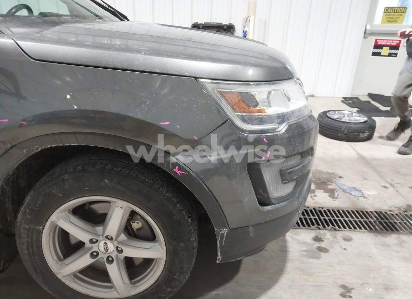 Photo 20 of 2017 Ford Explorer XLT (VIN 1FM5K8D82HGD99443)