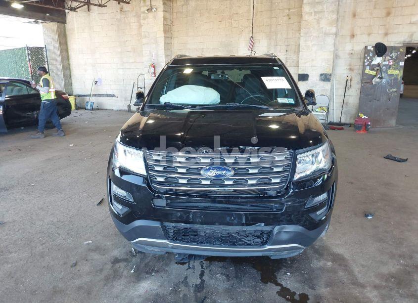 Photo 12 of 2017 Ford Explorer XLT (VIN 1FM5K8D82HGE17391)