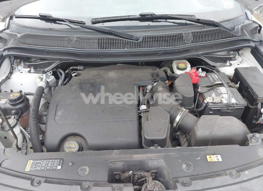 Photo 10 of 2017 Ford Explorer XLT (VIN 1FM5K8D82HGE31579)