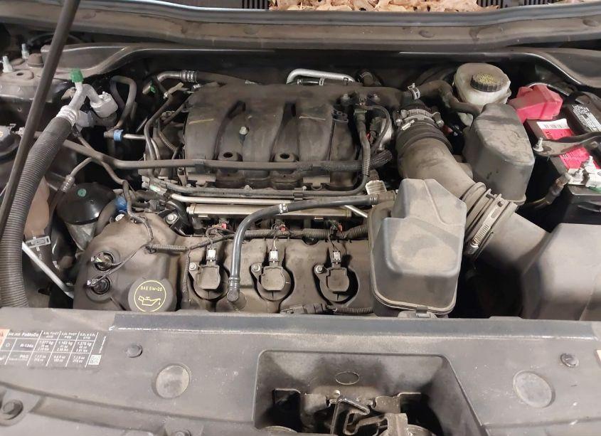 Photo 10 of 2018 Ford Explorer XLT (VIN 1FM5K8D82JGB02127)