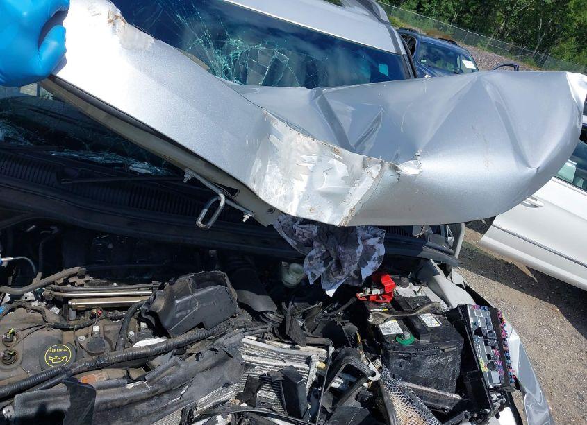 Photo 10 of 2018 Ford Explorer XLT (VIN 1FM5K8D82JGB37539)