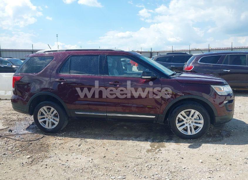 Photo 13 of 2018 Ford Explorer XLT (VIN 1FM5K8D82JGB65275)