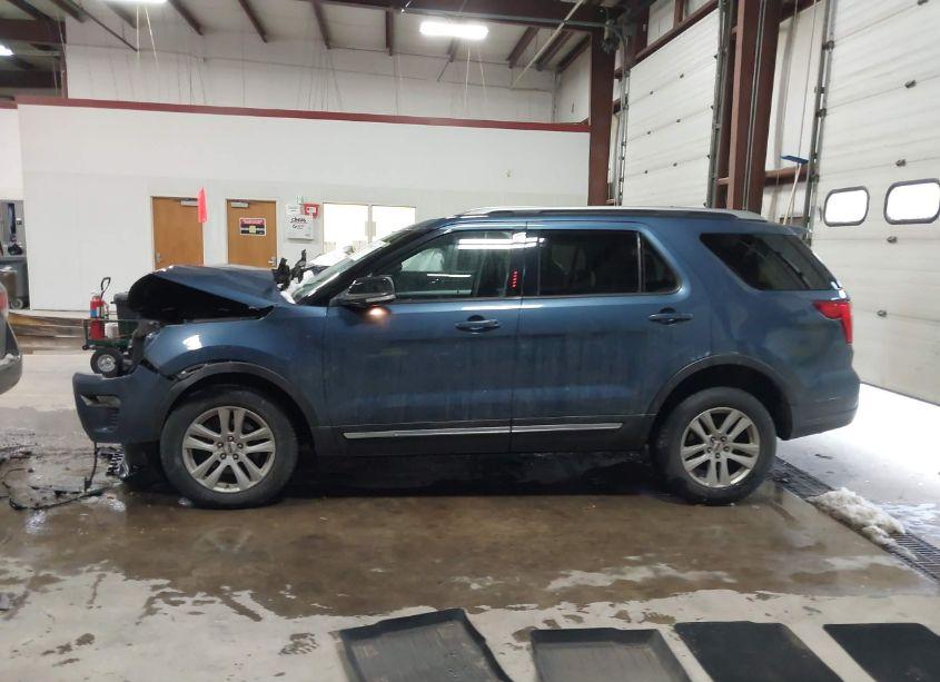 Photo 14 of 2018 Ford Explorer XLT (VIN 1FM5K8D82JGC13289)