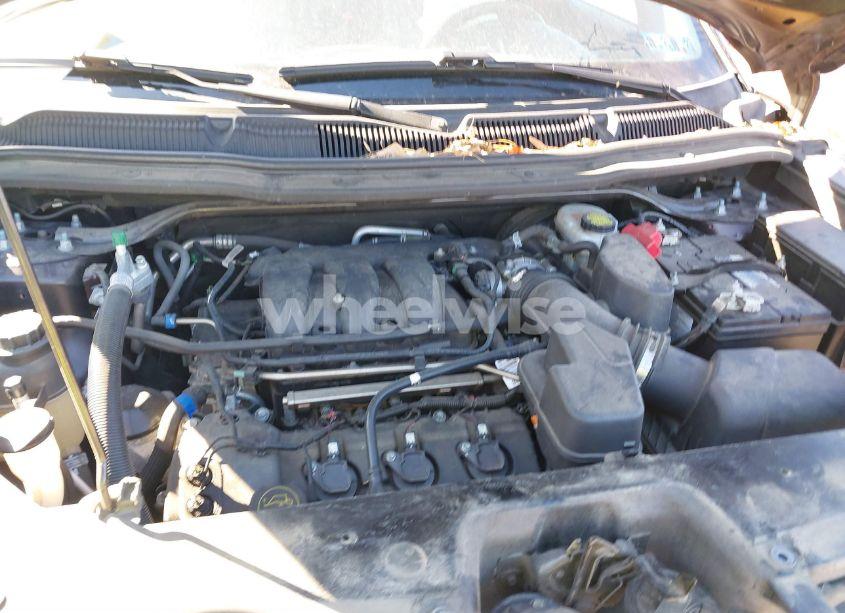 Photo 10 of 2018 Ford Explorer XLT (VIN 1FM5K8D82JGC21814)