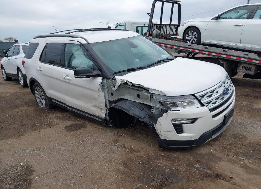 2019 Ford Explorer XLT (VIN 1FM5K8D82KGA06824) main photo