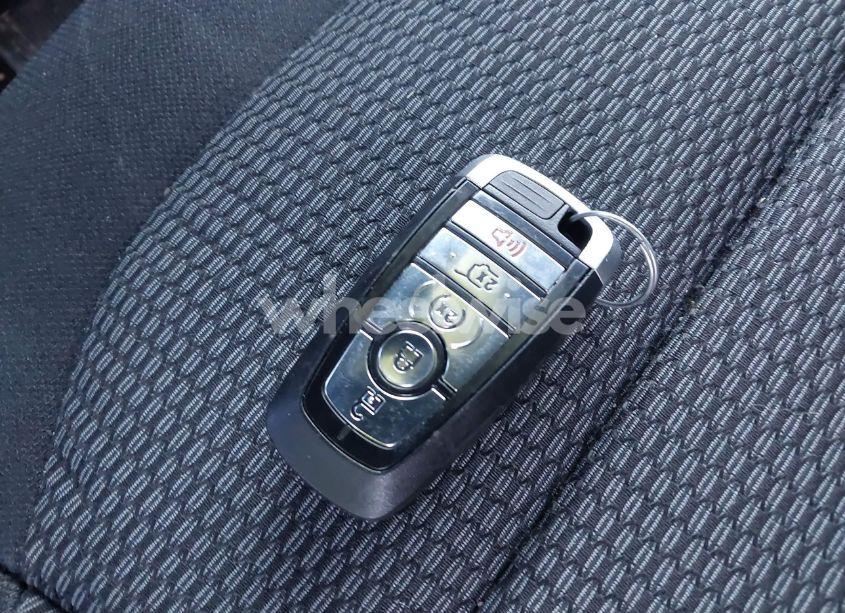 Photo 11 of 2019 Ford Explorer XLT (VIN 1FM5K8D82KGA38866)