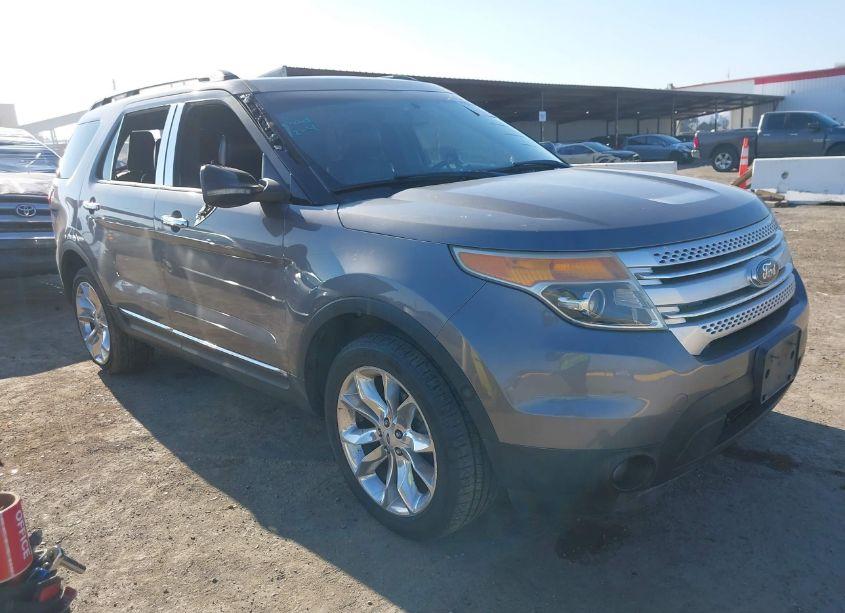 2013 Ford Explorer XLT (VIN 1FM5K8D83DGA08083) main photo