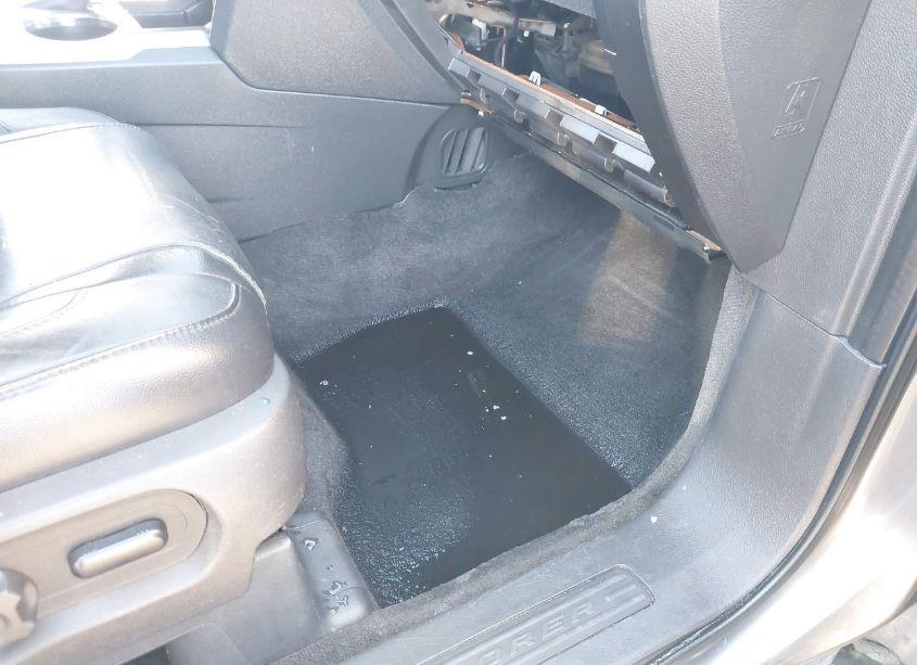 Photo 18 of 2013 Ford Explorer XLT (VIN 1FM5K8D83DGA08083)