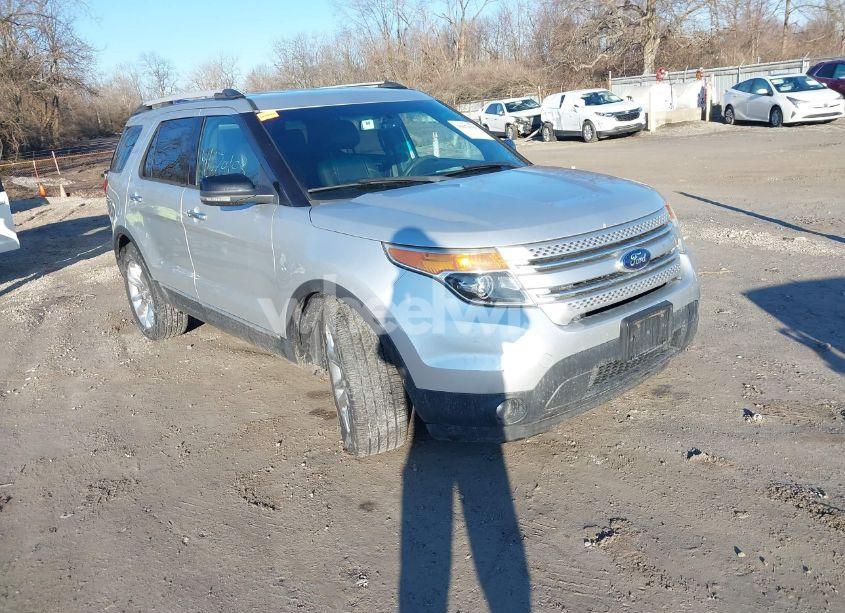 2013 Ford Explorer XLT (VIN 1FM5K8D83DGA17026) main photo