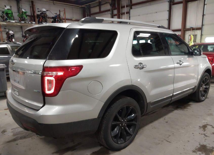 Photo 4 of 2013 Ford Explorer XLT (VIN 1FM5K8D83DGB16669)