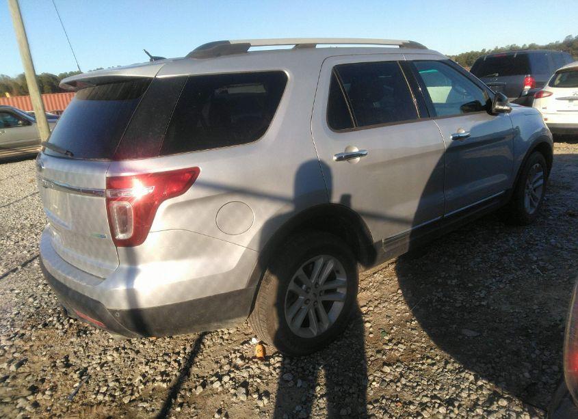 Photo 4 of 2013 Ford Explorer XLT (VIN 1FM5K8D83DGC20207)