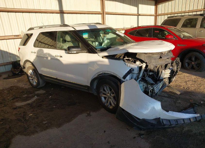 2014 Ford Explorer XLT (VIN 1FM5K8D83EGB33814) main photo