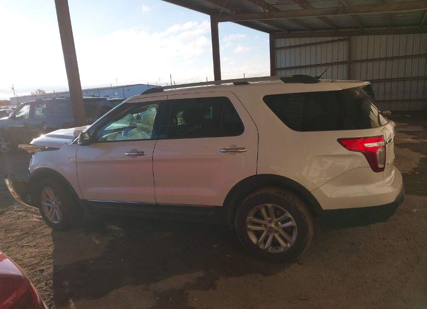 Photo 15 of 2014 Ford Explorer XLT (VIN 1FM5K8D83EGB33814)