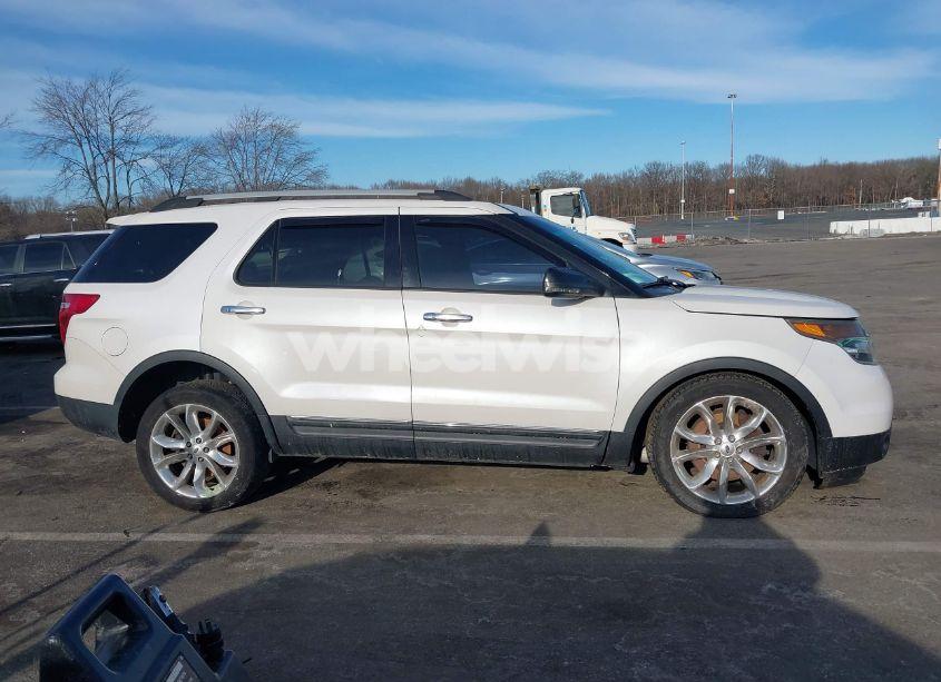 Photo 13 of 2014 Ford Explorer XLT (VIN 1FM5K8D83EGC18975)
