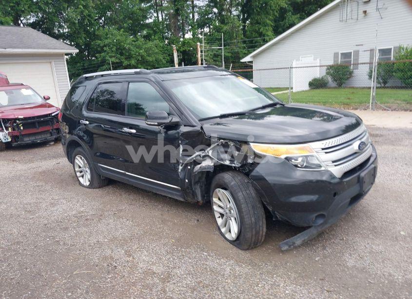 2014 Ford Explorer XLT (VIN 1FM5K8D83EGC33783) main photo