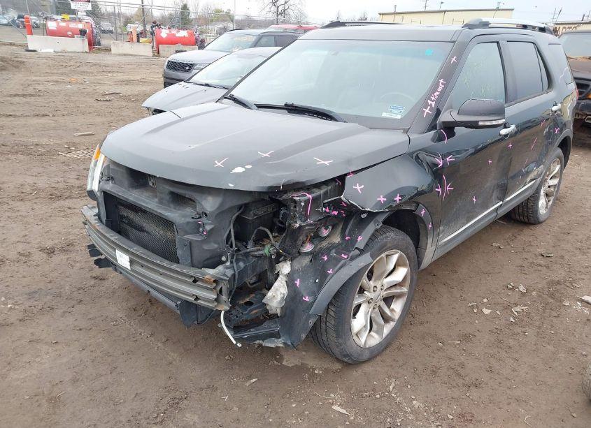 Photo 2 of 2014 Ford Explorer XLT (VIN 1FM5K8D83EGC46274)