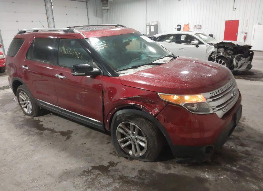 2014 Ford Explorer XLT (VIN 1FM5K8D83EGC51135) main photo