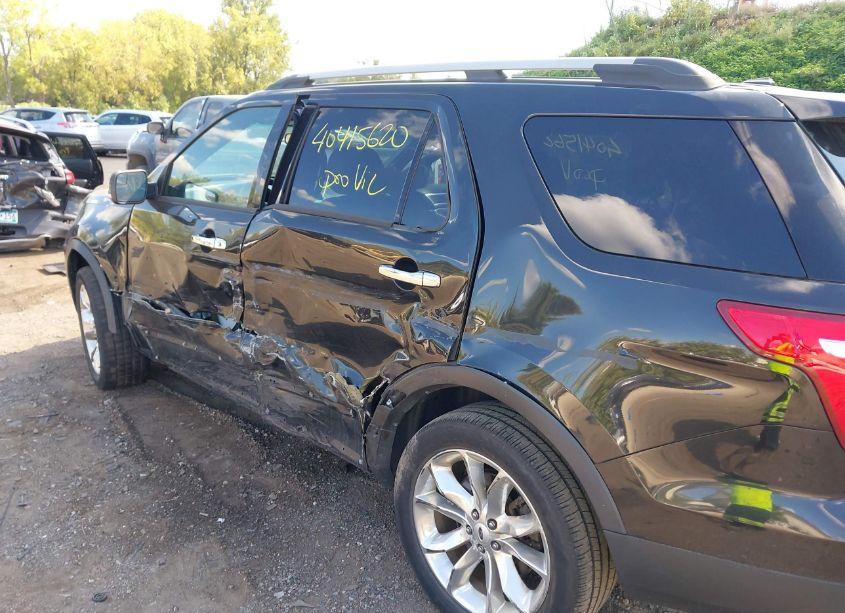 Photo 6 of 2015 Ford Explorer XLT (VIN 1FM5K8D83FGA08006)