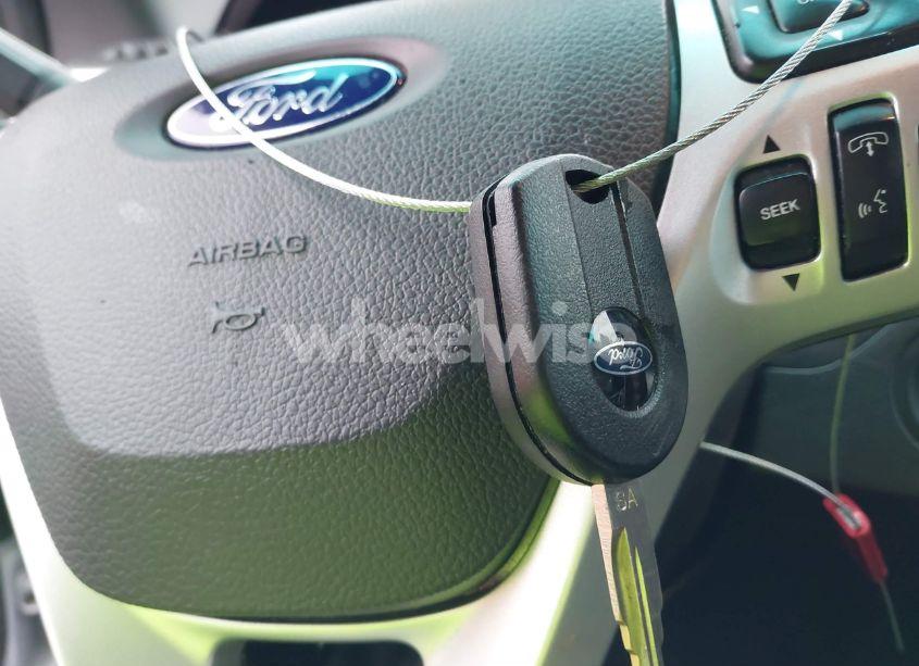 Photo 11 of 2015 Ford Explorer XLT (VIN 1FM5K8D83FGA10967)