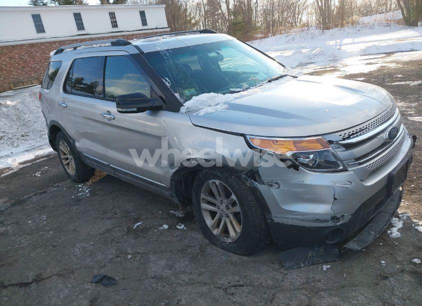 2015 Ford Explorer XLT (VIN 1FM5K8D83FGA59862) main photo