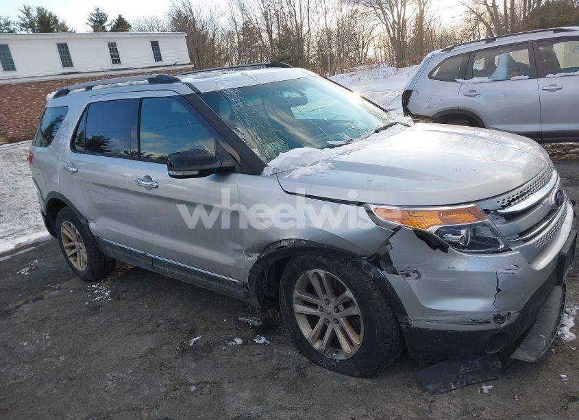 Photo 6 of 2015 Ford Explorer XLT (VIN 1FM5K8D83FGA59862)