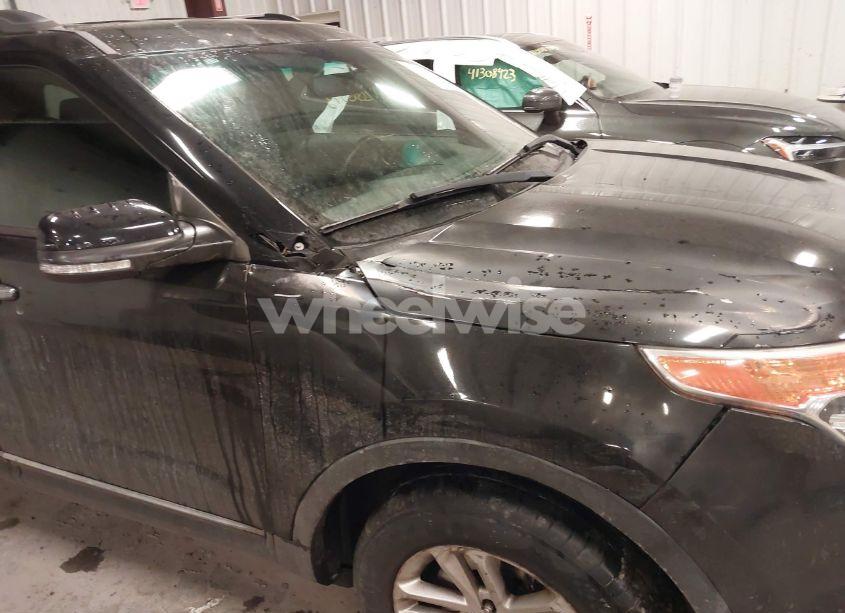 Photo 6 of 2015 Ford Explorer XLT (VIN 1FM5K8D83FGB57192)