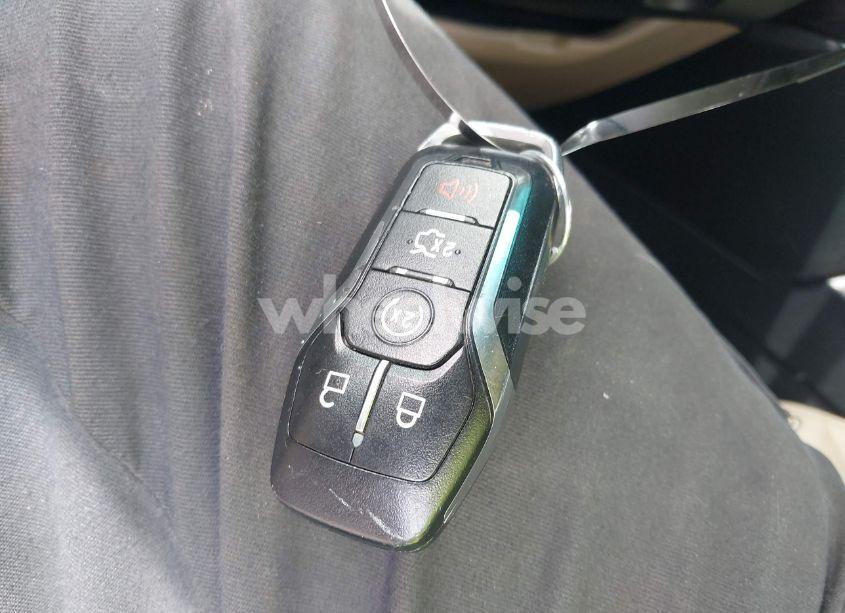 Photo 11 of 2016 Ford Explorer XLT (VIN 1FM5K8D83GGA47941)