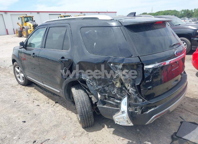 Photo 3 of 2016 Ford Explorer XLT (VIN 1FM5K8D83GGA47941)