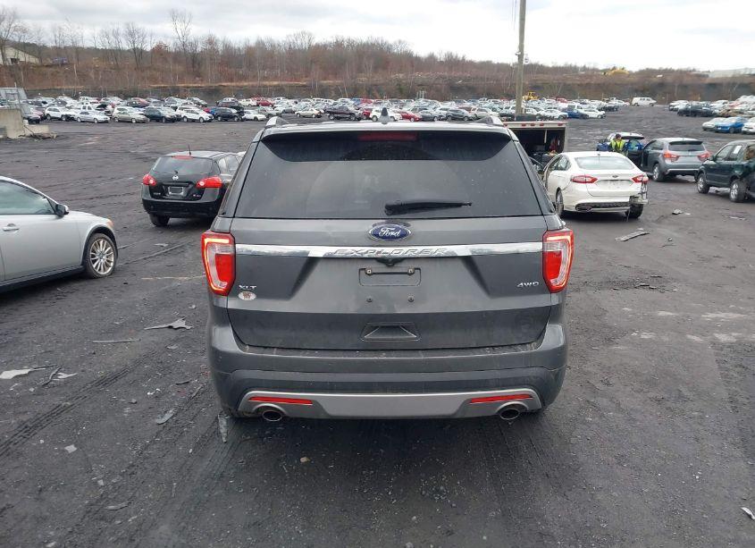 Photo 16 of 2016 Ford Explorer XLT (VIN 1FM5K8D83GGA81863)