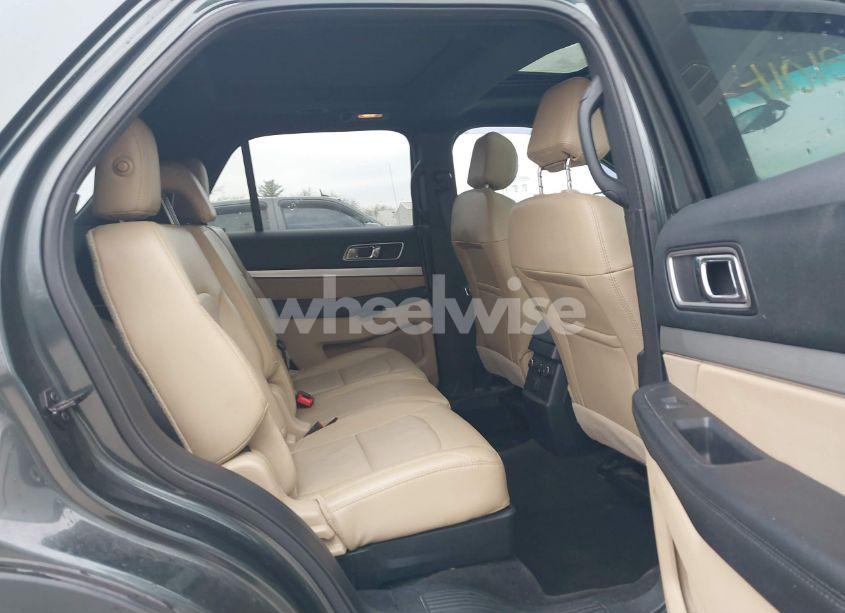 Photo 8 of 2016 Ford Explorer XLT (VIN 1FM5K8D83GGA92748)