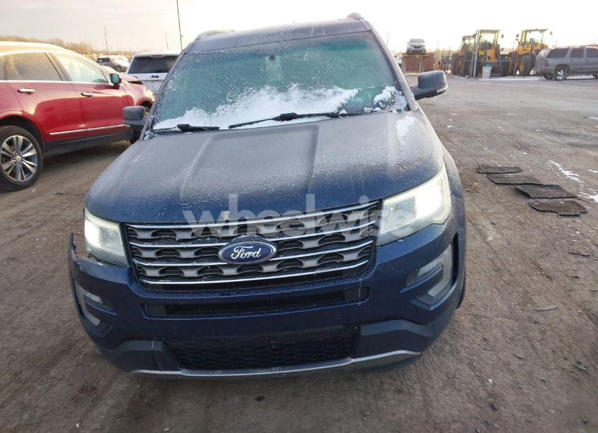 Photo 11 of 2016 Ford Explorer XLT (VIN 1FM5K8D83GGC32376)