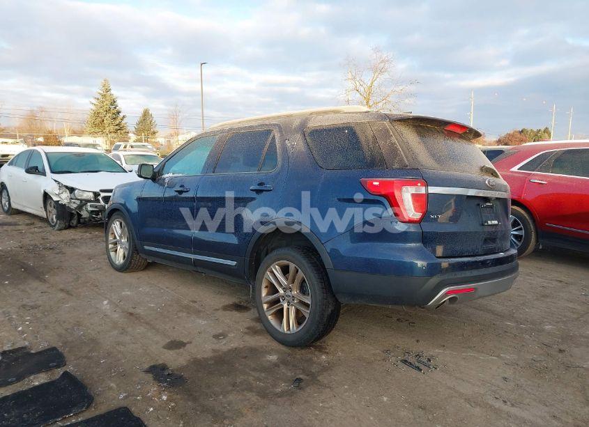 Photo 3 of 2016 Ford Explorer XLT (VIN 1FM5K8D83GGC32376)