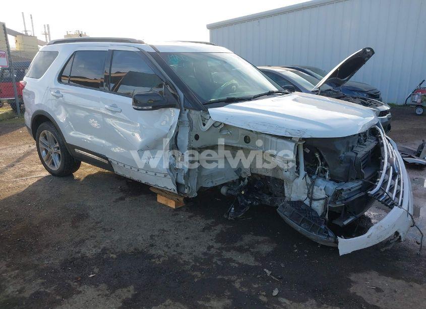 2016 Ford Explorer XLT (VIN 1FM5K8D83GGC34838) main photo