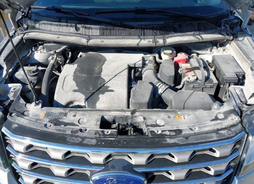 Photo 10 of 2016 Ford Explorer XLT (VIN 1FM5K8D83GGC37321)