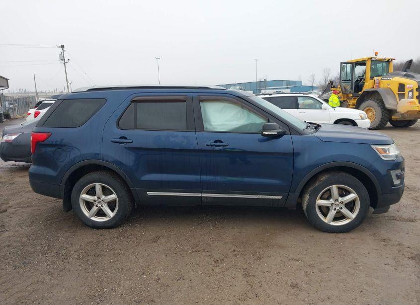 Photo 13 of 2017 Ford Explorer XLT (VIN 1FM5K8D83HGA41588)