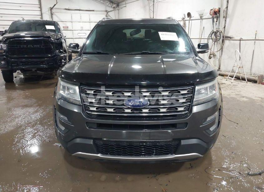 Photo 12 of 2017 Ford Explorer XLT (VIN 1FM5K8D83HGB80152)