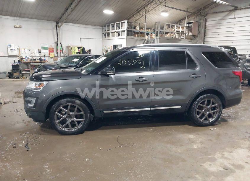 Photo 14 of 2017 Ford Explorer XLT (VIN 1FM5K8D83HGB80152)