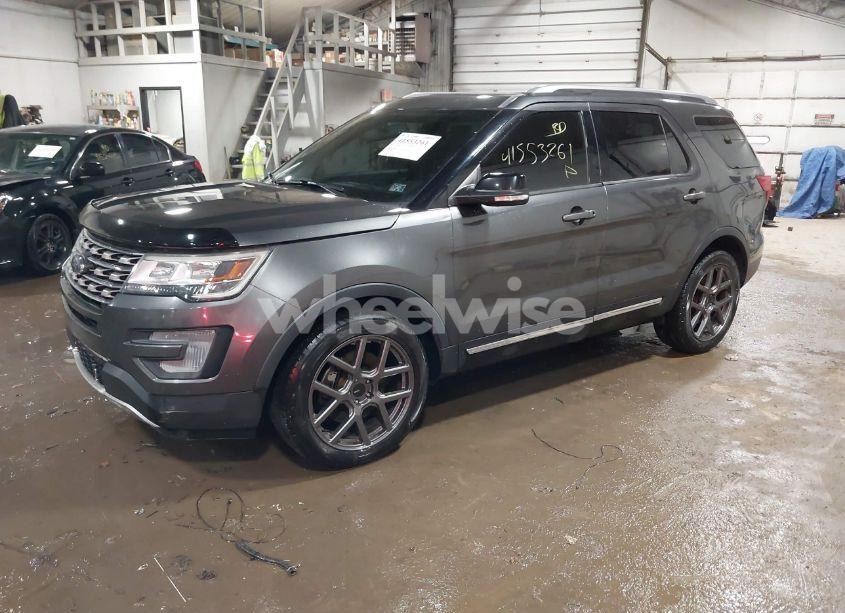 Photo 2 of 2017 Ford Explorer XLT (VIN 1FM5K8D83HGB80152)