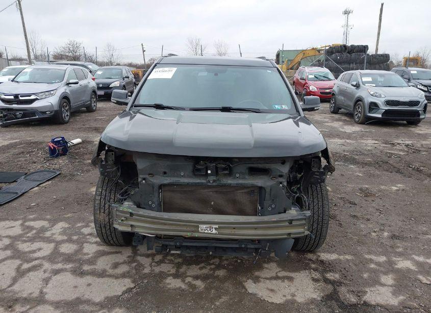 Photo 12 of 2017 Ford Explorer XLT (VIN 1FM5K8D83HGD47688)