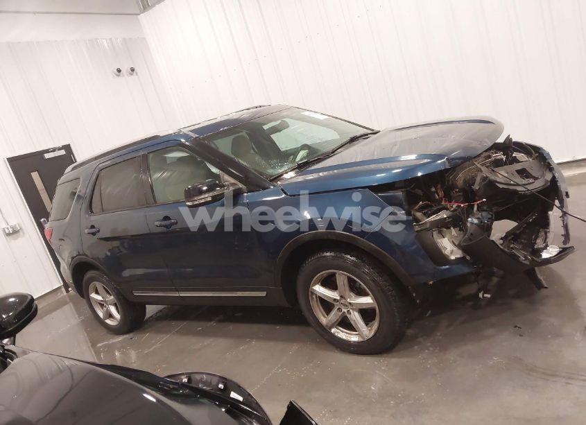 Photo 14 of 2017 Ford Explorer XLT (VIN 1FM5K8D83HGD54446)