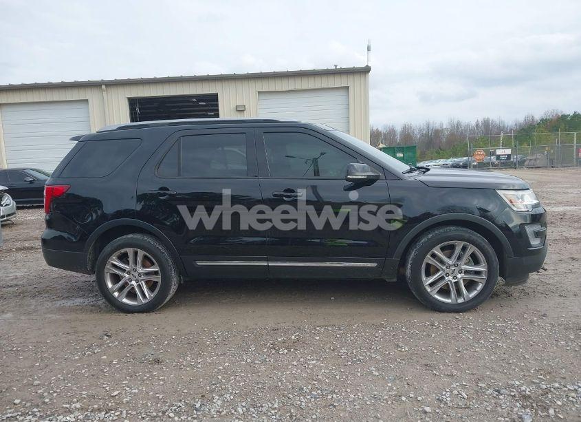 Photo 13 of 2017 Ford Explorer XLT (VIN 1FM5K8D83HGD83056)