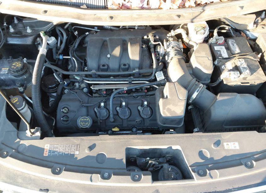 Photo 10 of 2018 Ford Explorer XLT (VIN 1FM5K8D83JGA74922)