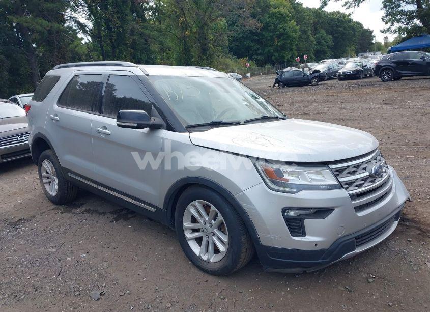 2018 Ford Explorer XLT (VIN 1FM5K8D83JGB94722) main photo