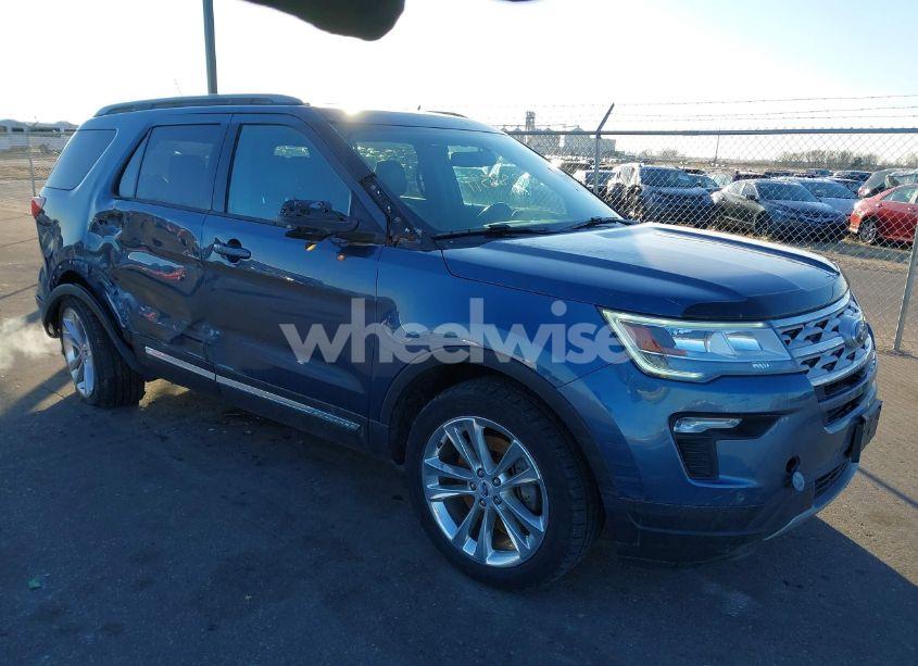 2018 Ford Explorer XLT (VIN 1FM5K8D83JGC71699) main photo