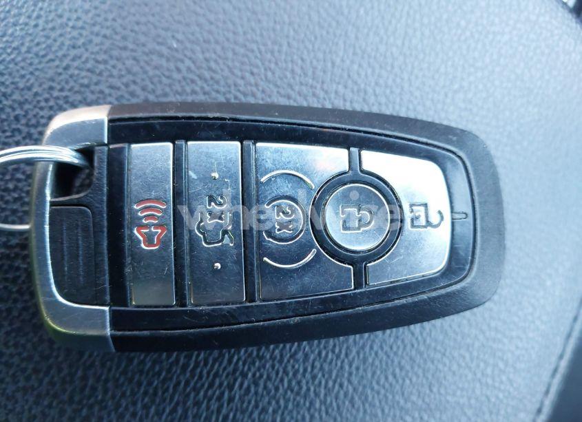 Photo 11 of 2018 Ford Explorer XLT (VIN 1FM5K8D83JGC71699)