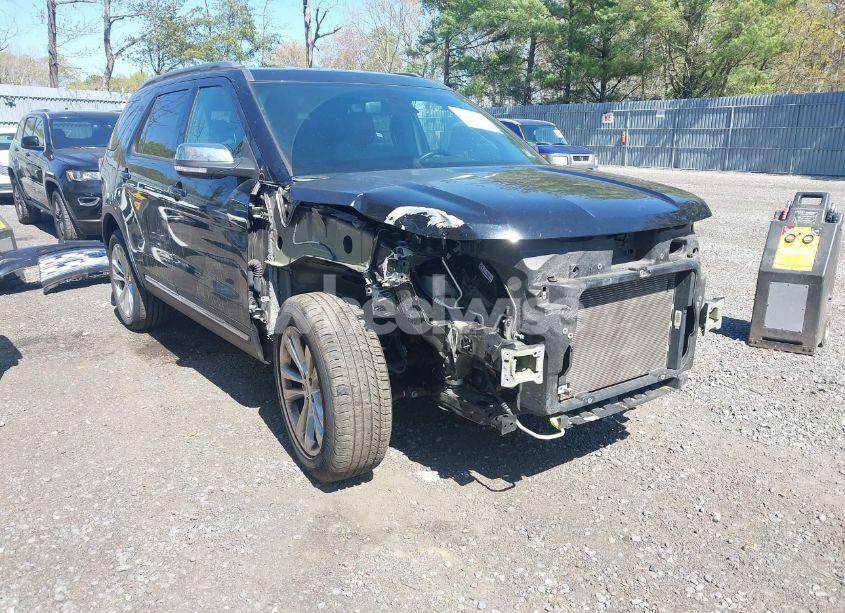 2019 Ford Explorer XLT (VIN 1FM5K8D83KGA01986) main photo