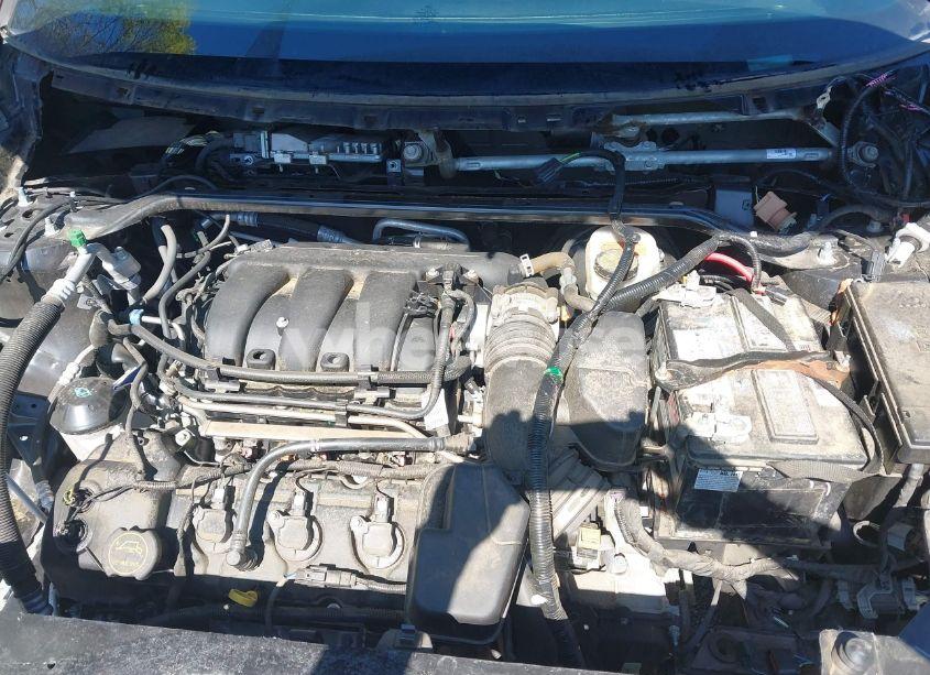 Photo 10 of 2019 Ford Explorer XLT (VIN 1FM5K8D83KGA01986)