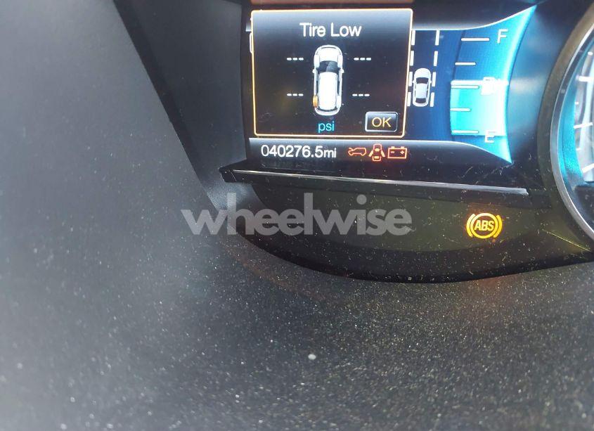 Photo 7 of 2019 Ford Explorer XLT (VIN 1FM5K8D83KGA01986)